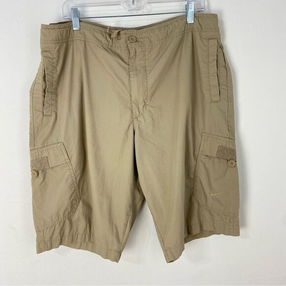 Nike Athletic Department Shorts Men’s XL Tan Cargo Quick Dry Golf Outdoor - Picture 1 of 13
